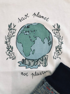 T-shirt "Save planet not plastic"