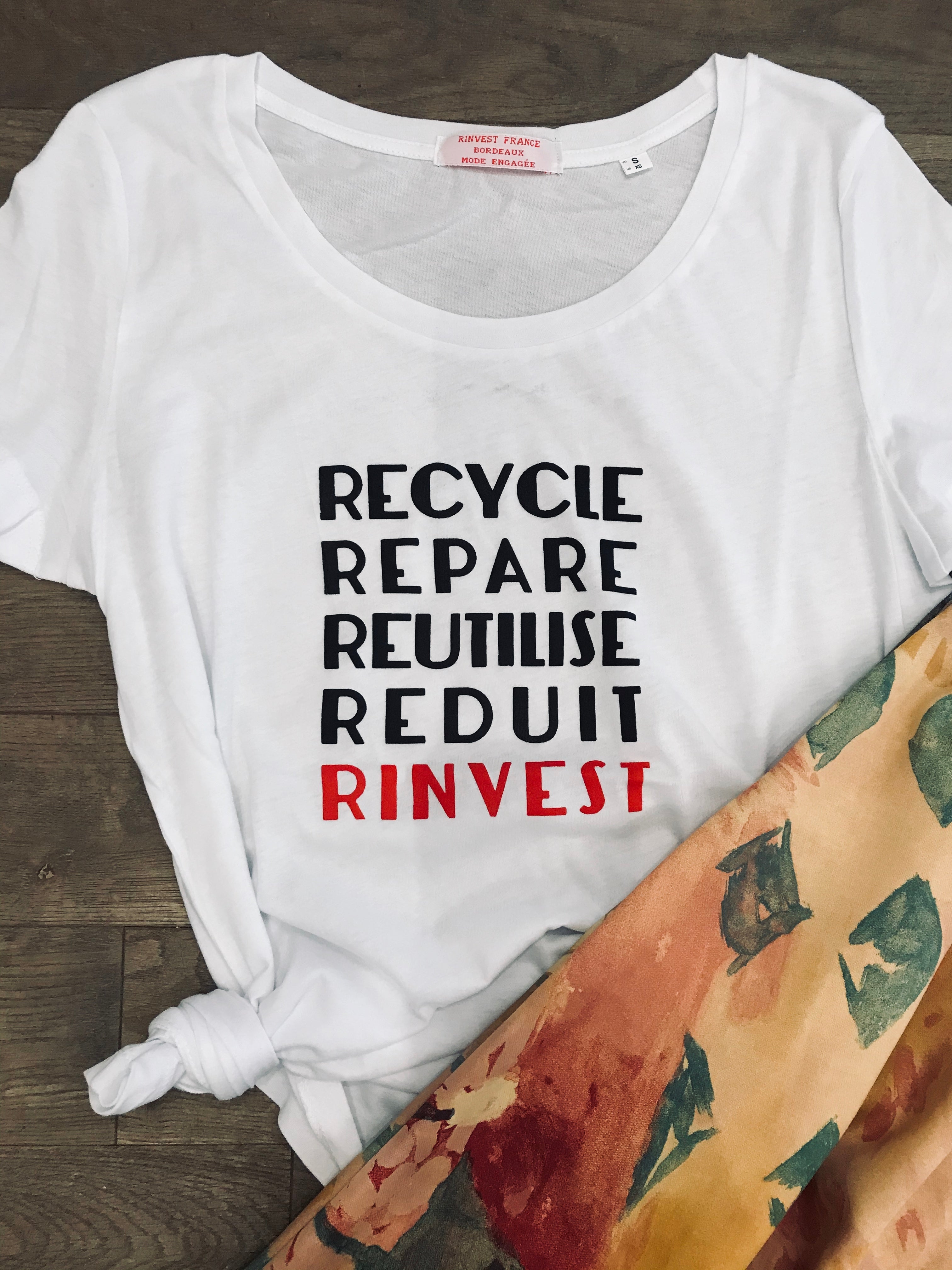 T-SHIRT "Recycle réduit réutilise réduit Rinvest"