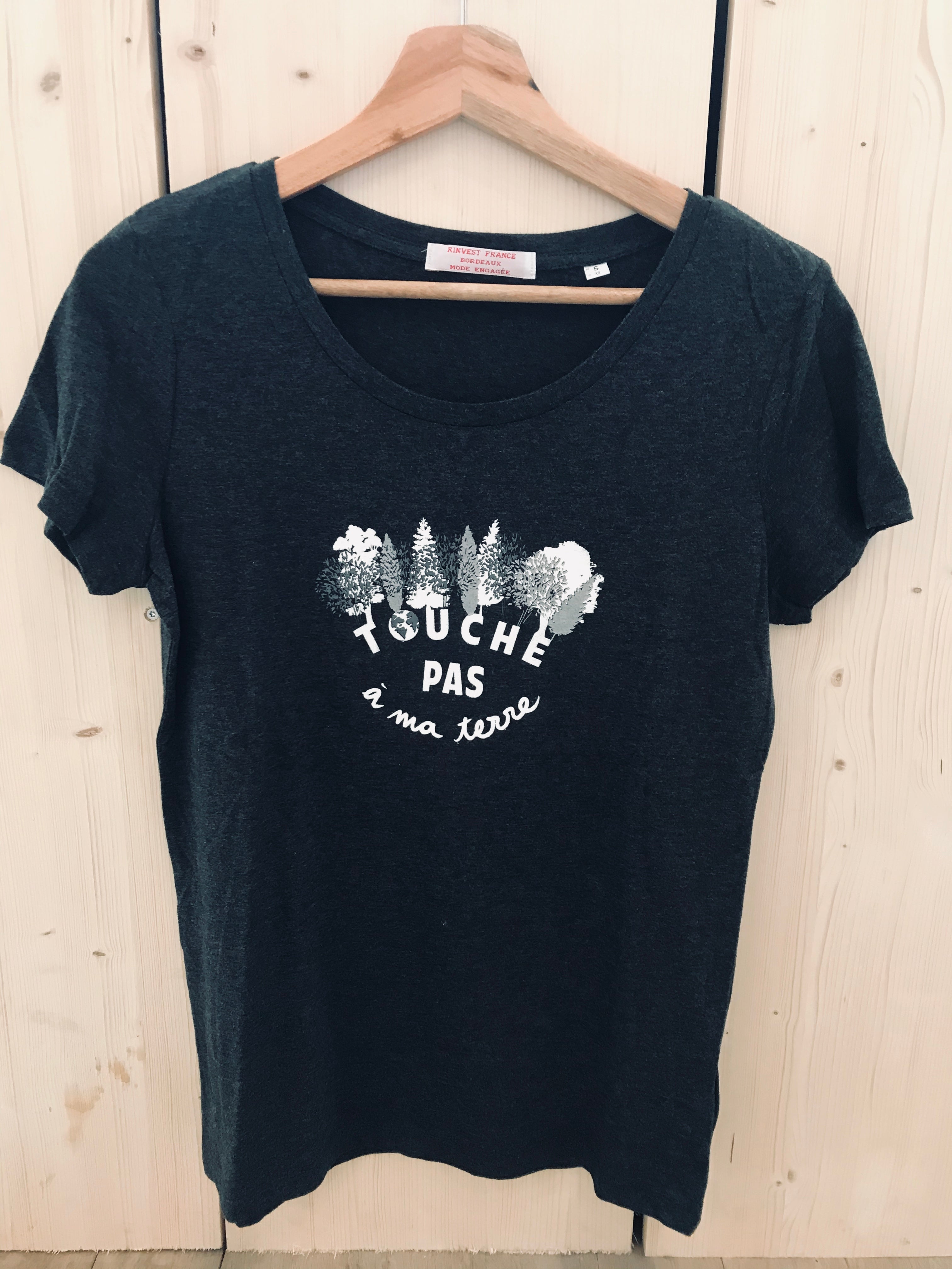 T-SHIRT "Touche pas à ma terre"