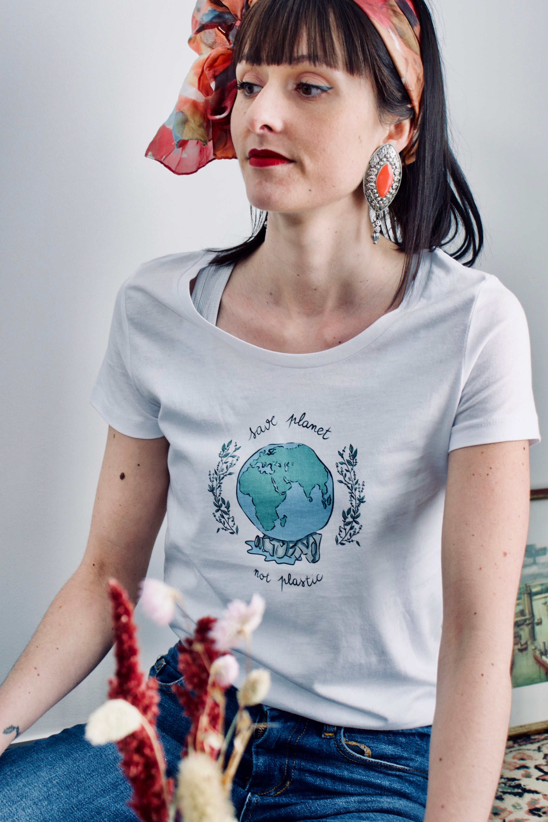 T-shirt "Save planet not plastic"
